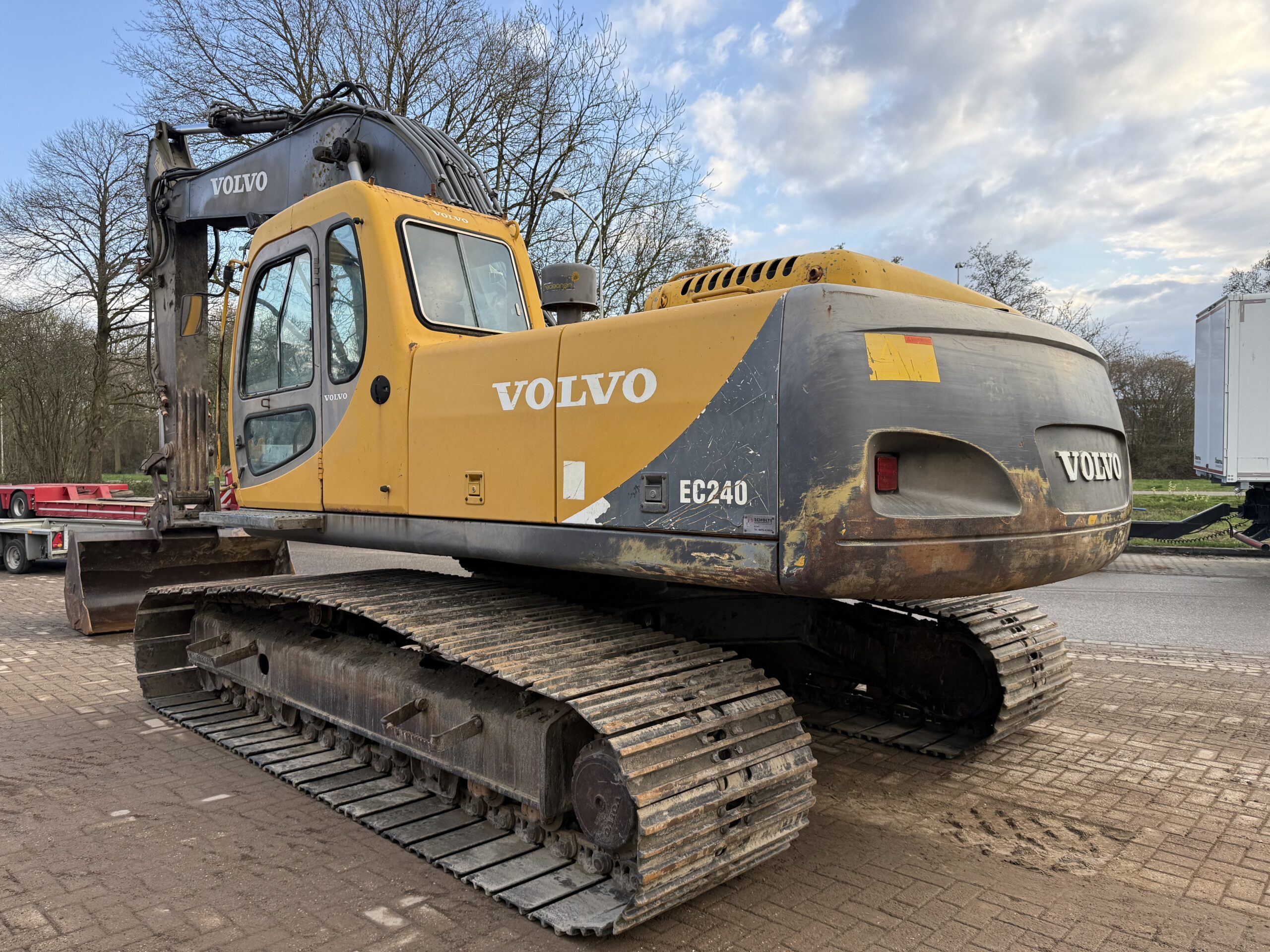 Volvo EC240