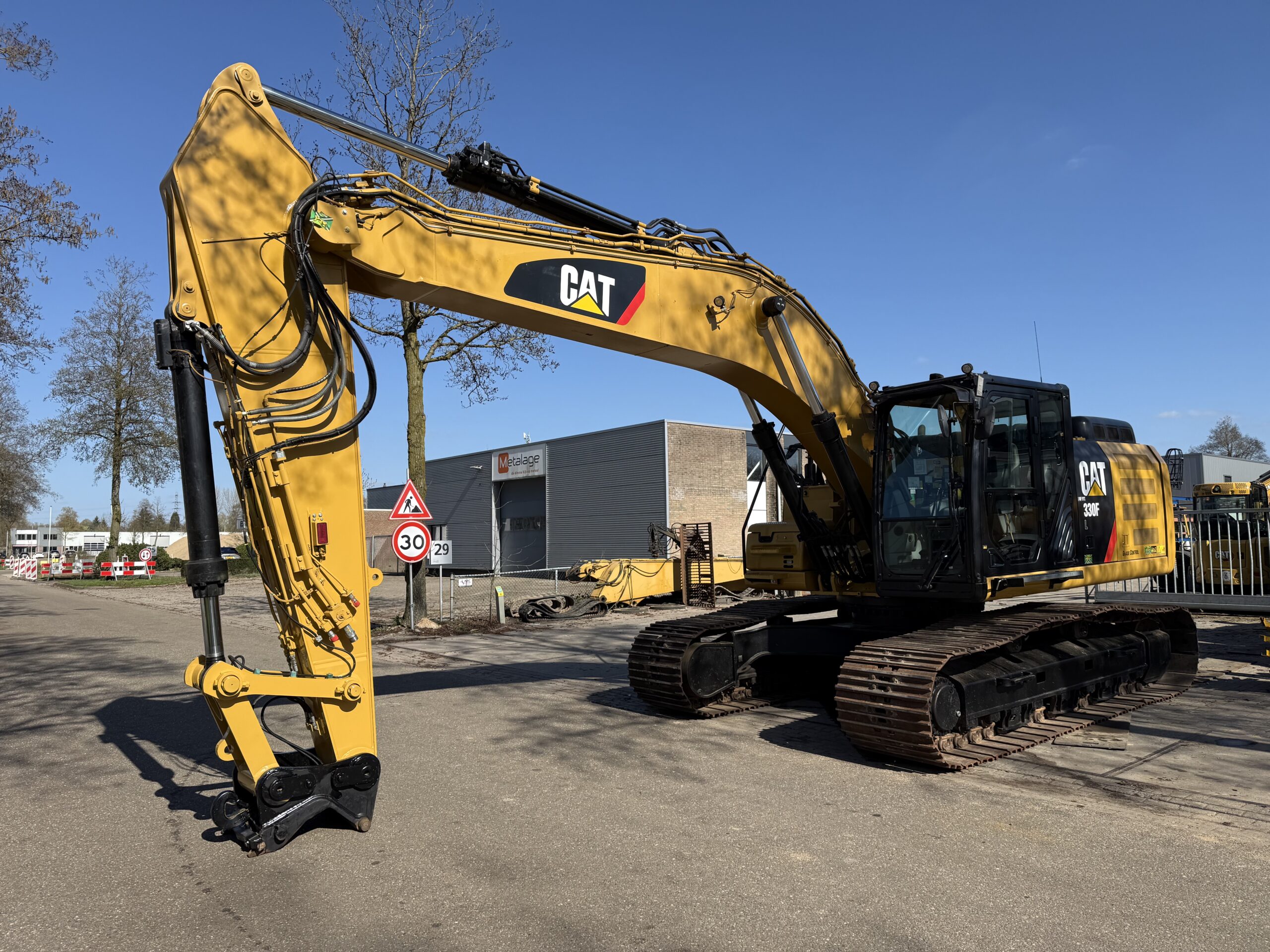 Caterpillar 330F