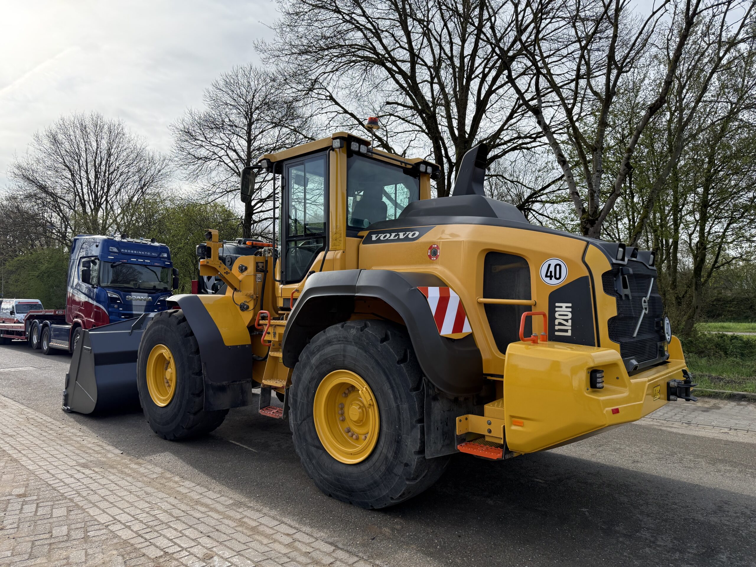 Volvo L120H
