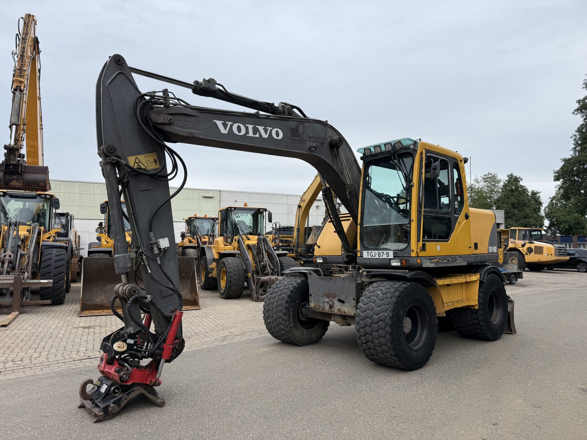 Volvo EW140B